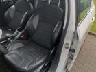 Peugeot 2008 original Sitz vorn links Fahrersitz Teilleder Schwarz manuell verstellbar beheizt Bj.2014