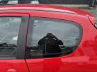 Peugeot 206+ original Ausstellscheibe hinten links Bj.2010