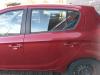 Hyundai I20 PB original Tür hinten links Berry Red 1F Rohbau Bj.2009 Hyundai I20 PB original Tür hinten links Berry Red 1F Rohbau Bj.2009