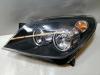 Opel Astra H Scheinwerfer vorn links Halogen schwarzer Hintergrund Zubehör Bj.2004 Opel Astra H Scheinwerfer vorn links Halogen schwarzer Hintergrund Zubehör Bj.2004