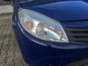 Dacia Sandero original Scheinwerfer rechts Halogen obehalb leicht vergilbt Bj.2009 Dacia Sandero original Scheinwerfer rechts Halogen obehalb leicht vergilbt Bj.2009