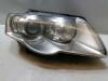 VW Passat 3C original Xenonscheinwerfer vorn rechts leicht vergilbt Bj.2009 VW Passat 3C original Xenonscheinwerfer vorn rechts leicht vergilbt Bj.2009