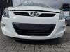 Hyundai I20 PB original Stoßstange Stossfänger vorn GT Crystal White Bj.2012